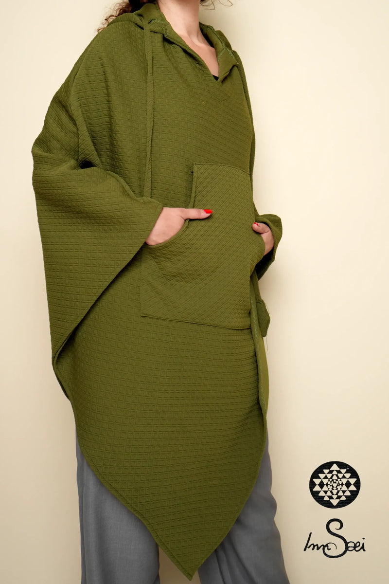 V Poncho K.T.N Olive