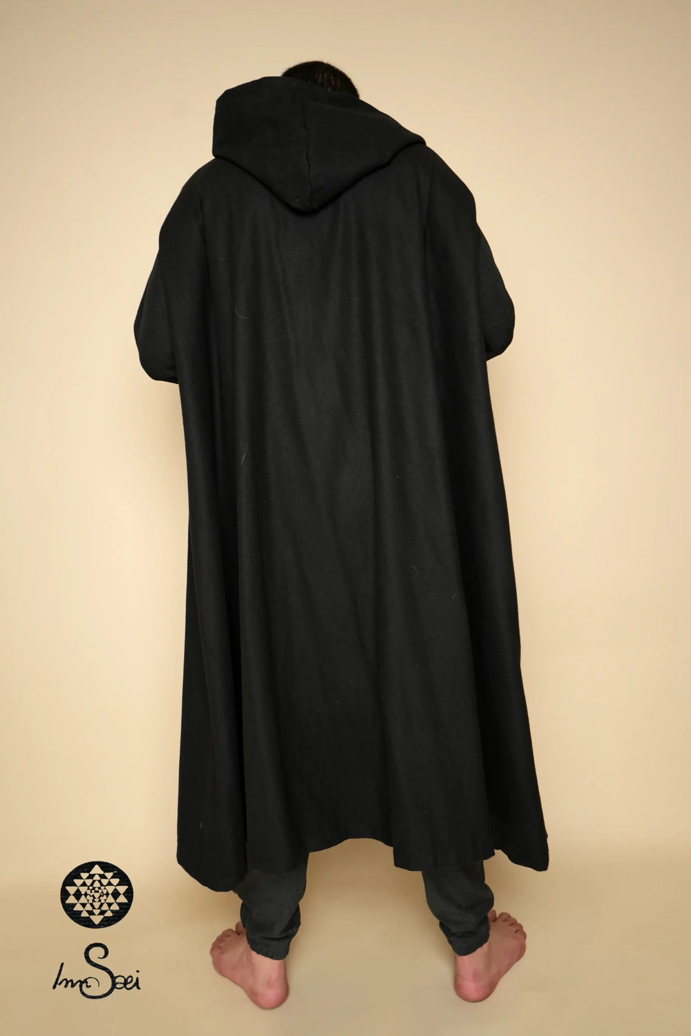 Buttoned Black Gogh Cloak